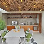 Casa Bambu 4Floors Jacusi & View - Nearby Old City