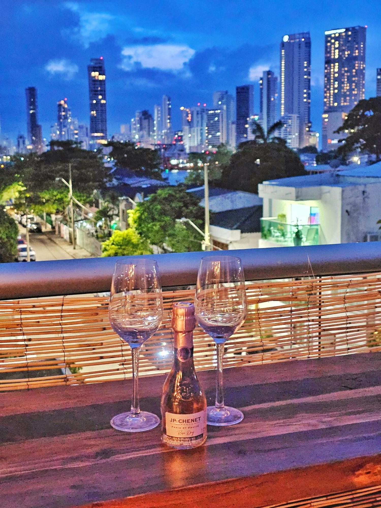 Casa Bambu 4floors Jacusi & View - Nearby Old