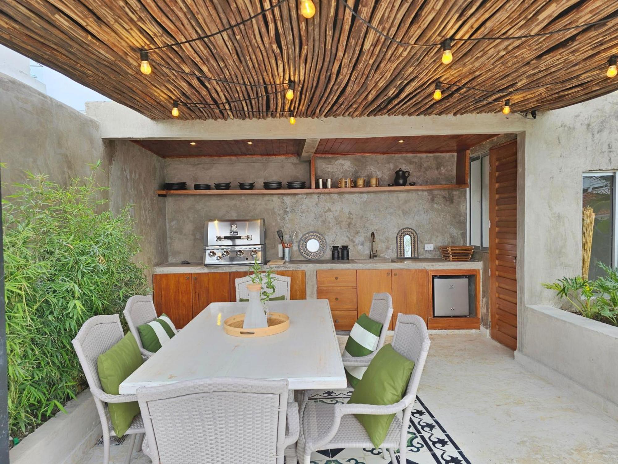 Casa Bambu 4floors Jacusi & View - Nearby Old